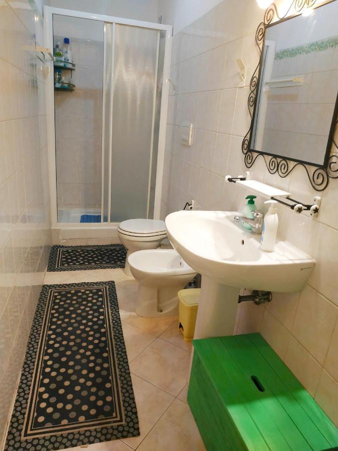 Delfino Blue Hotel Genoa Bagian luar foto